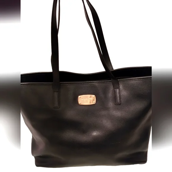 Michael kors best sale purse poshmark